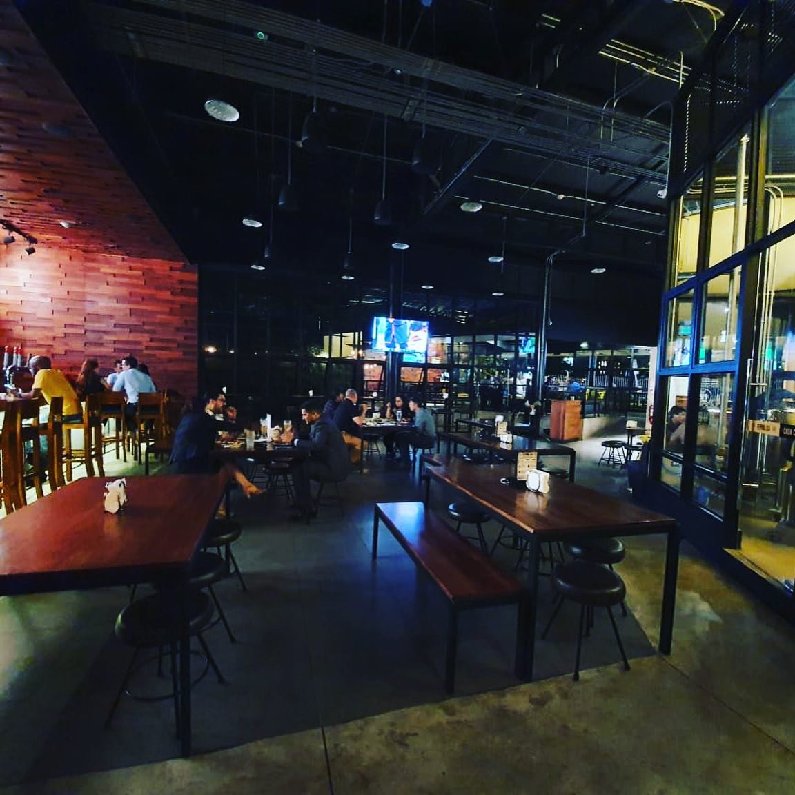 RePÚBlica Casa Cervecera